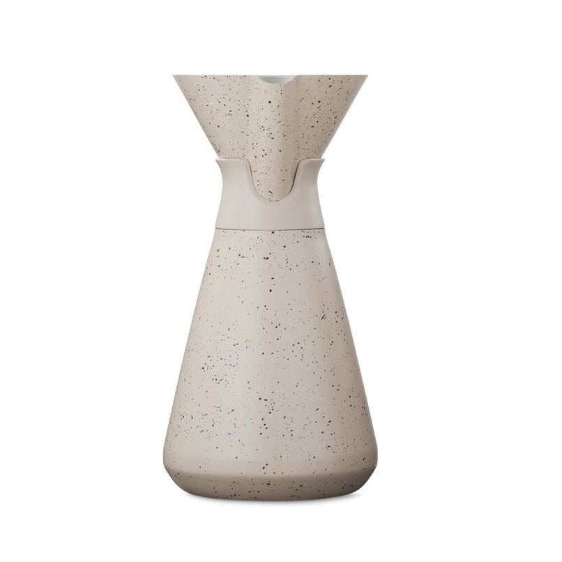 new-standard-carafe-x7 WebPDP-33oz_New_Standard_Carafe_Desert_Tan_Speckle_Studio__CAR1SVOS224_270.jpg
