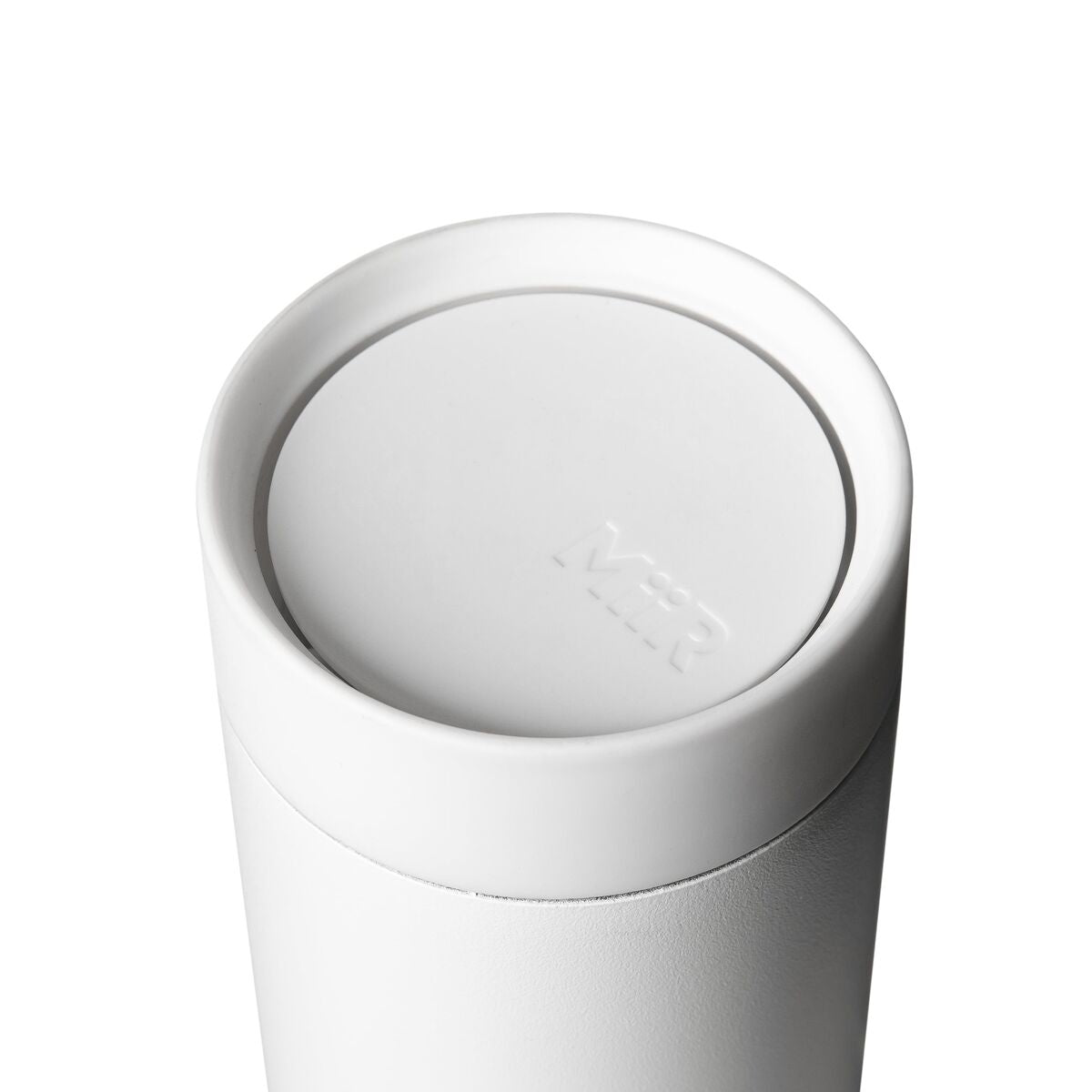 360-lid-r6 WebPDP-360_Lid_White__3602PNWM001_X2Studio_Closeup_Closed.jpg