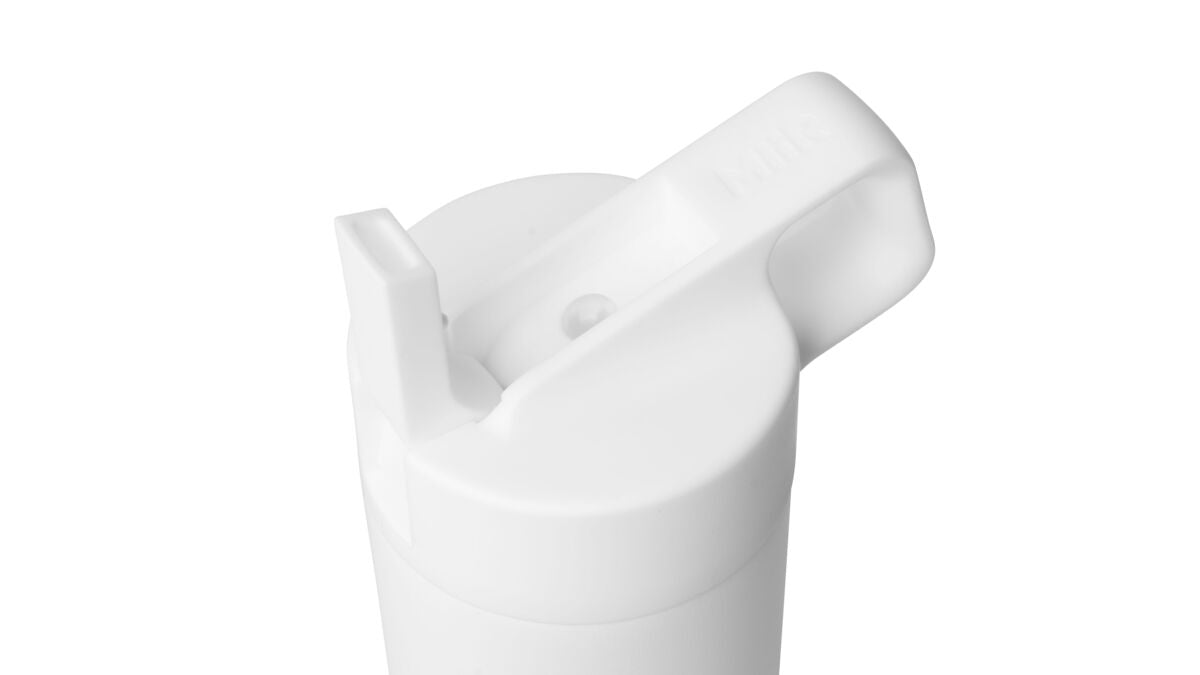 straw-bottle-z7 WebPDP-Straw_Lid_2_White_Studio_0221_45deg_Open__WMB2SL20001.jpg